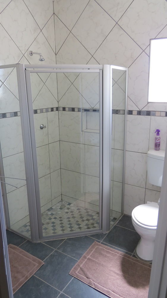 شقة Orange House Self Catering آوس المظهر الخارجي الصورة