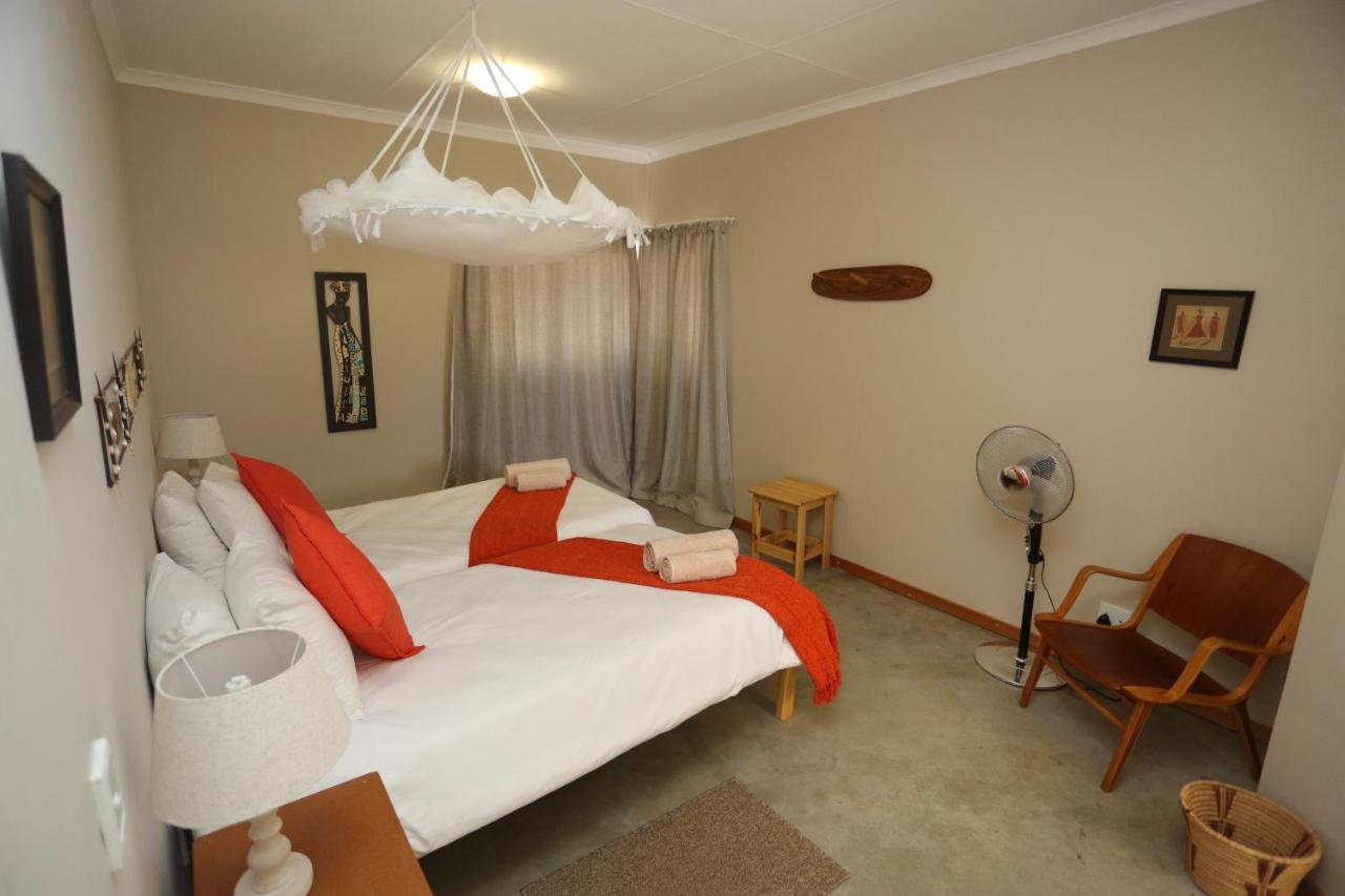 شقة Orange House Self Catering آوس المظهر الخارجي الصورة