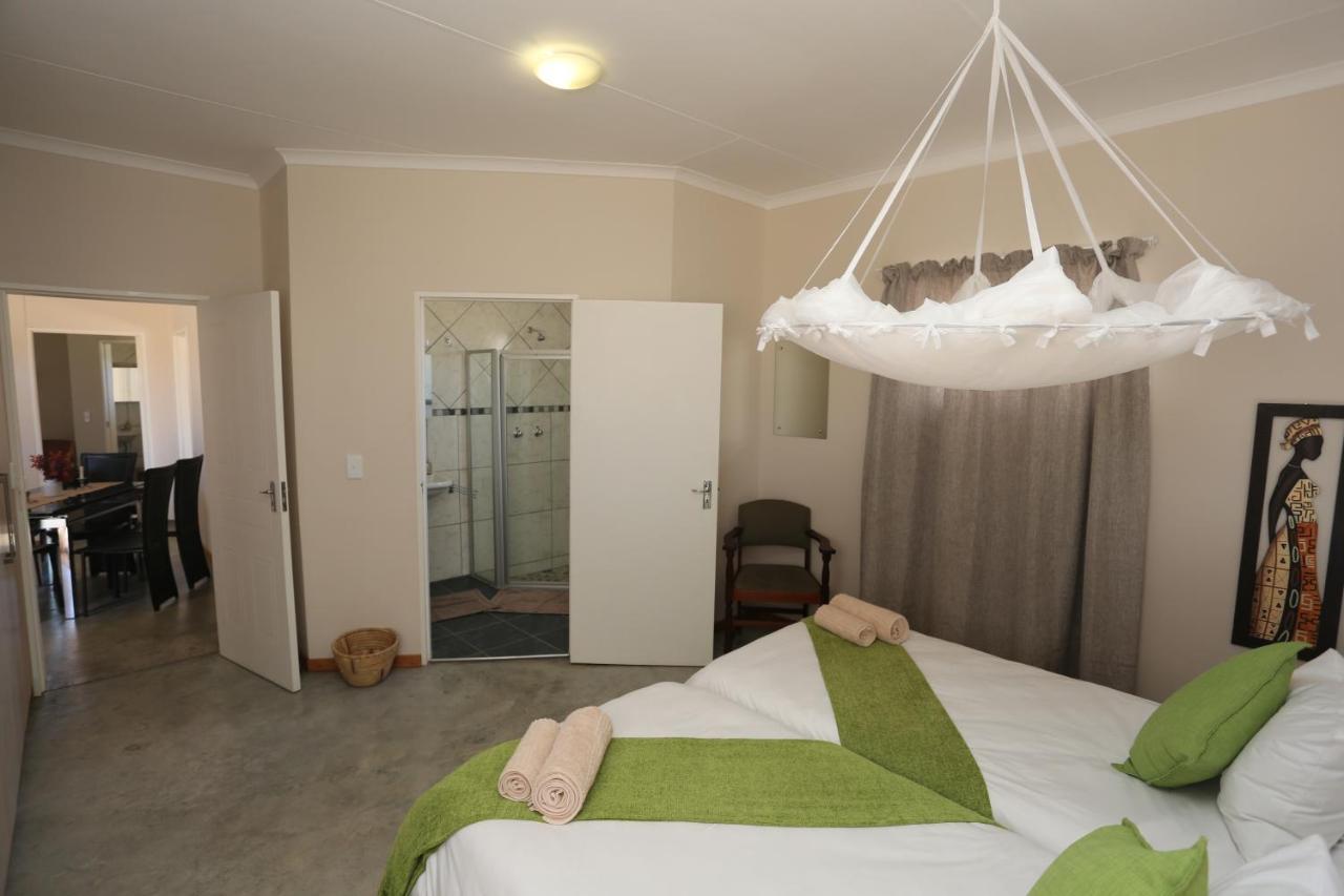 شقة Orange House Self Catering آوس المظهر الخارجي الصورة