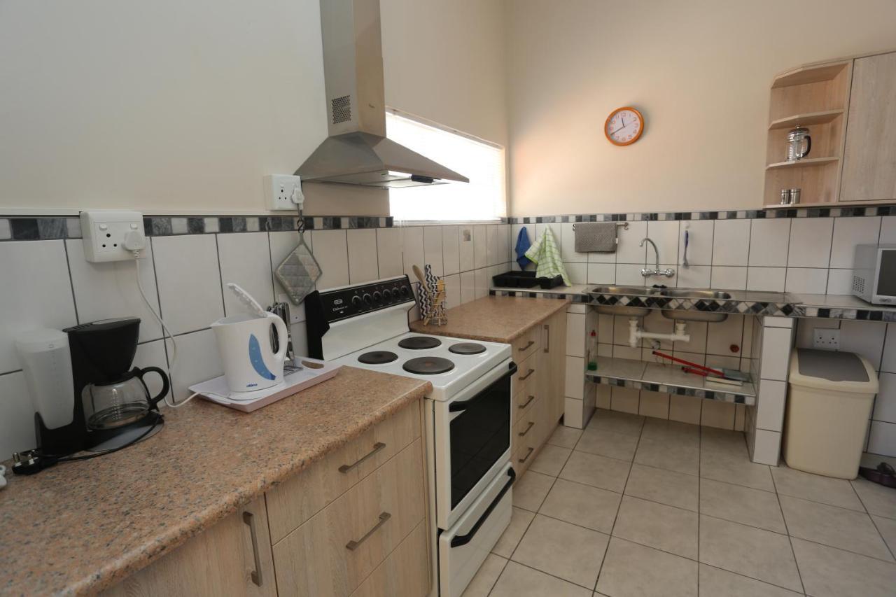 شقة Orange House Self Catering آوس المظهر الخارجي الصورة